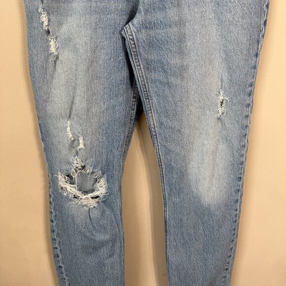 Abercrombie & Fitch Curve Love The Dad High Rise Jeans Womens 4L Blue Distressed - Picture 6 of 13